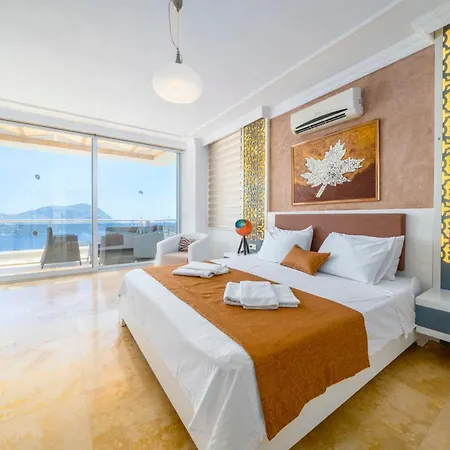 Sleeps 10 Pool Air Con Wifi Kalkan