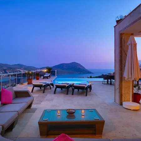 Sleeps 10 Pool Air Con Wifi *