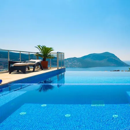 Villa Sleeps 10 Pool Air Con Wifi *