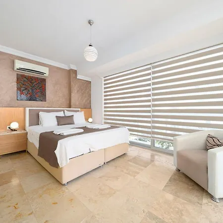 Sleeps 10 Pool Air Con Wifi 别墅 *